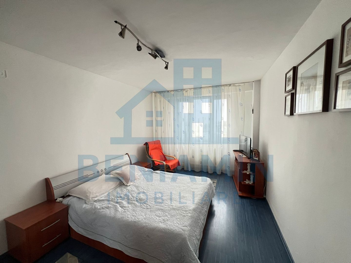 Apartament-3 Camere-Semidecomandat-65mp-Astra-Brasov - Poză 4