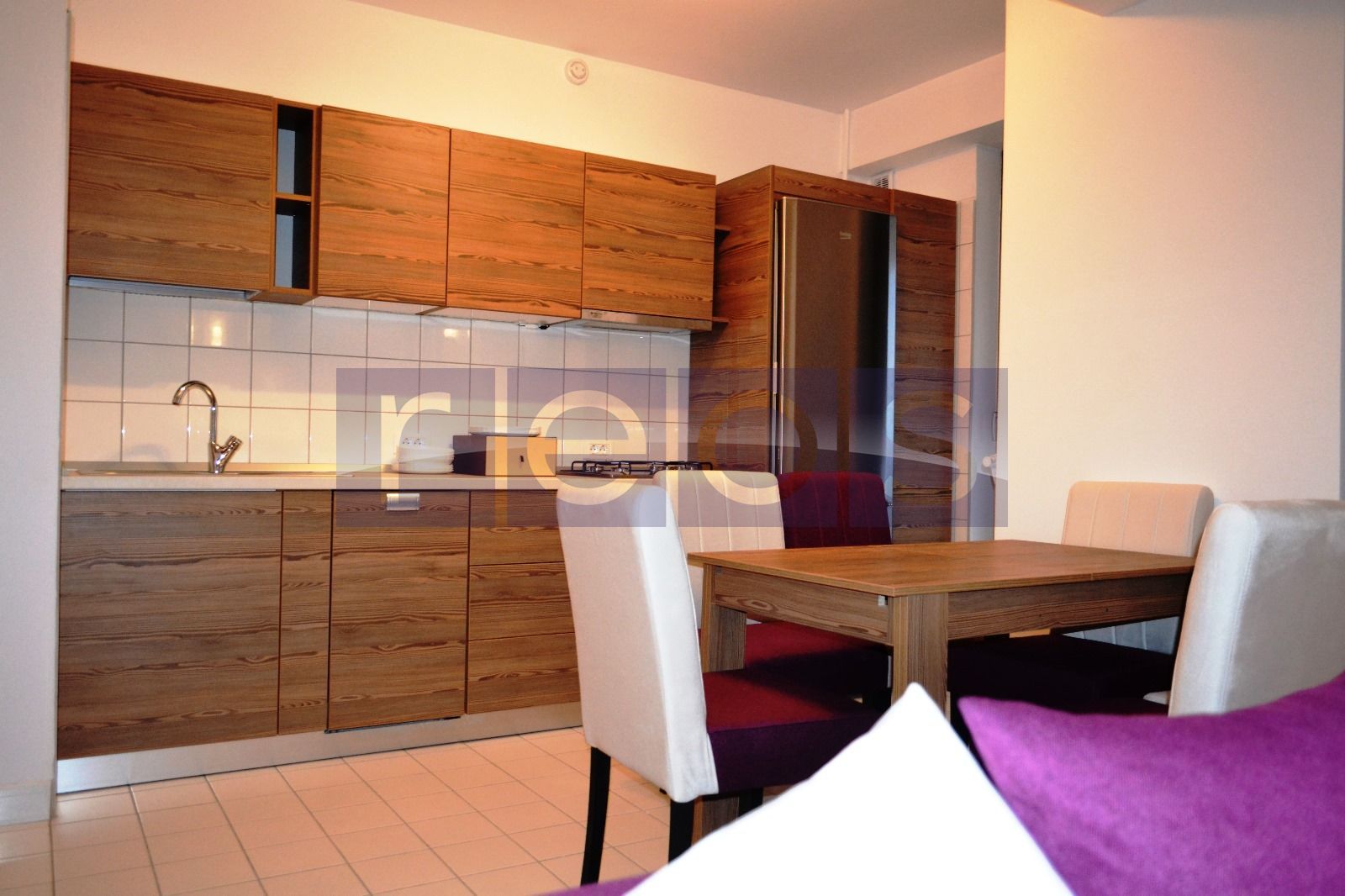DE VÂNZARE APARTAMENT 3 CAMERE CENTRAL PARK - ZONA STEFAN CEL MARE - Poză 2