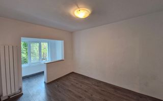 Apartament 3 camere  renovat in zona Lipovei - Poză 17