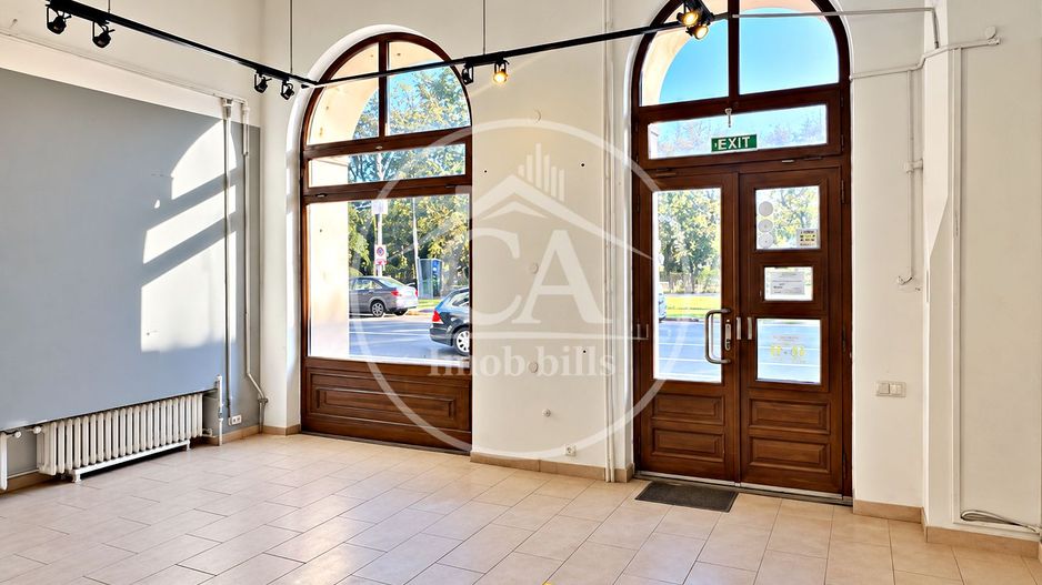 Spatiu comercial ultracentral de închiriat  Oradea - Poză 2