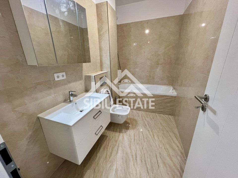 Super apartament 3 camere, 2 bai, terasa si balcon parcare si boxa - Poză 6