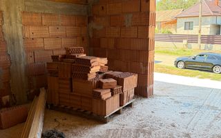 Casă cu predare de autorizatie | 147 mp utili | teren 1400 mp Corpadea - Poză 7