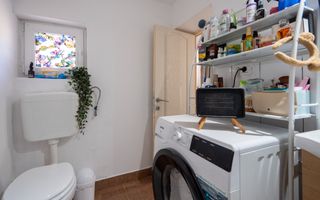 Casa cu 300 mp de teren , acces auto si dublu front in Nufarul - Poză 3