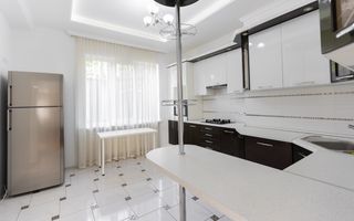 Chirie, casă, 2 nivele, 5 camere, str. George Meniuc, Centru - Poză 7