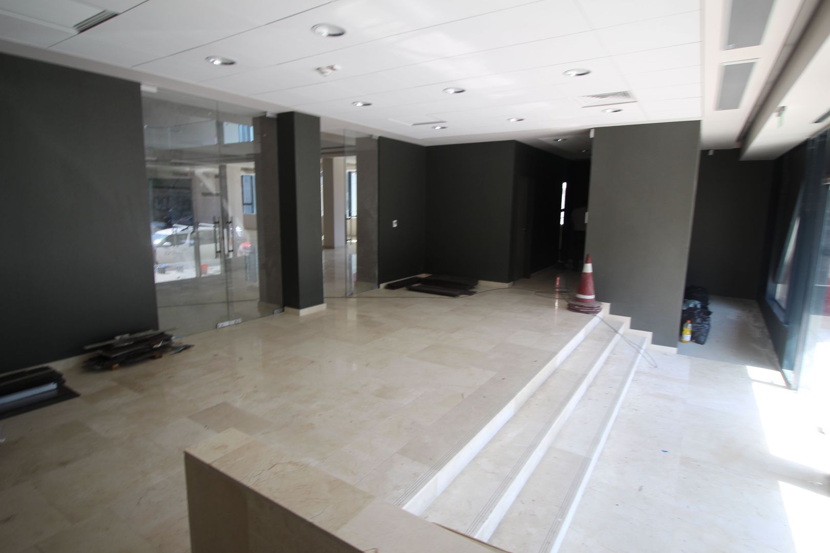 Spațiu comercial / shworoom 1.000 mp - Poză 9