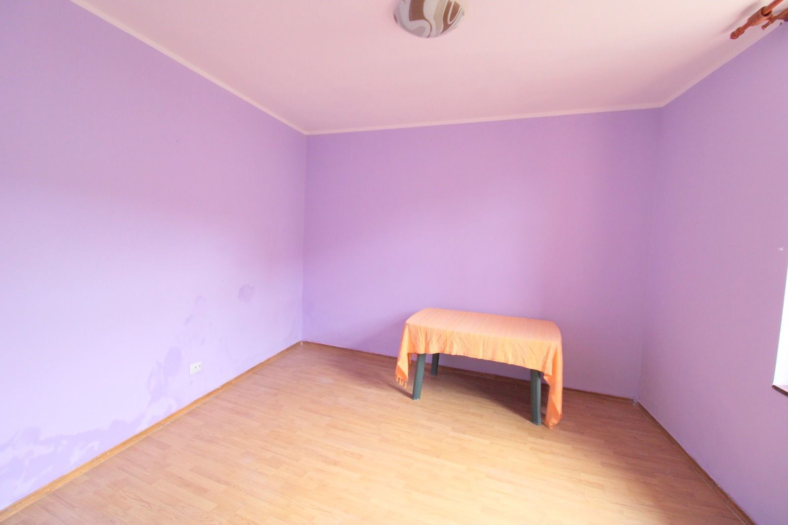 De vanzare casa cu 3 camere, zona Port, 65.000 euro - Poză 3