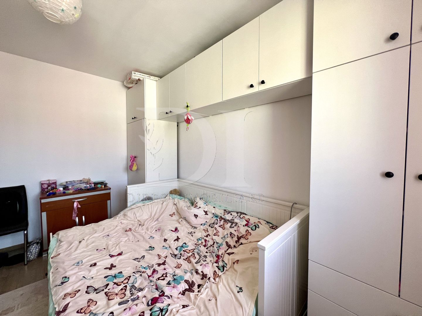 Apartament trei camere / Parcare / Zona Terra - Poză 2