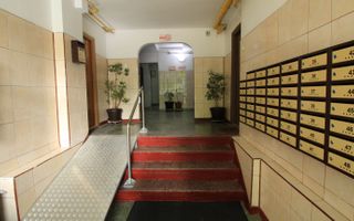 Apartament 4 camere cu potential comercial, stradal, comision0% - Poză 7