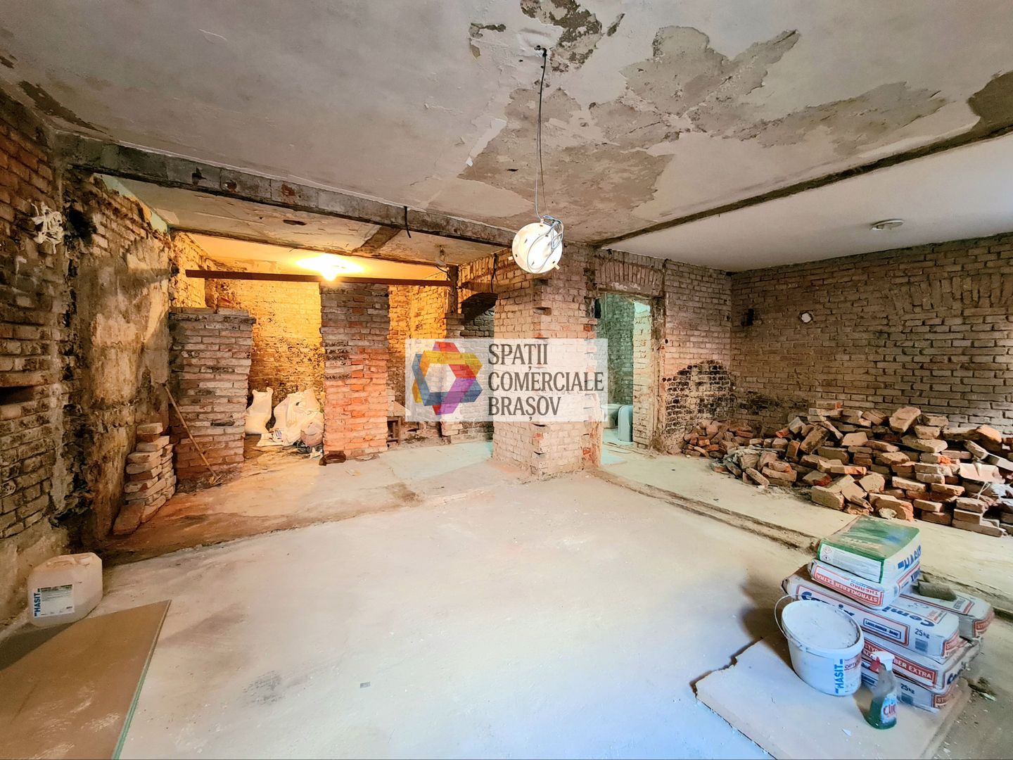 Spatiu comercial de închiriat Brasov  - 60 mp # plus-imo.ro - Poză 2