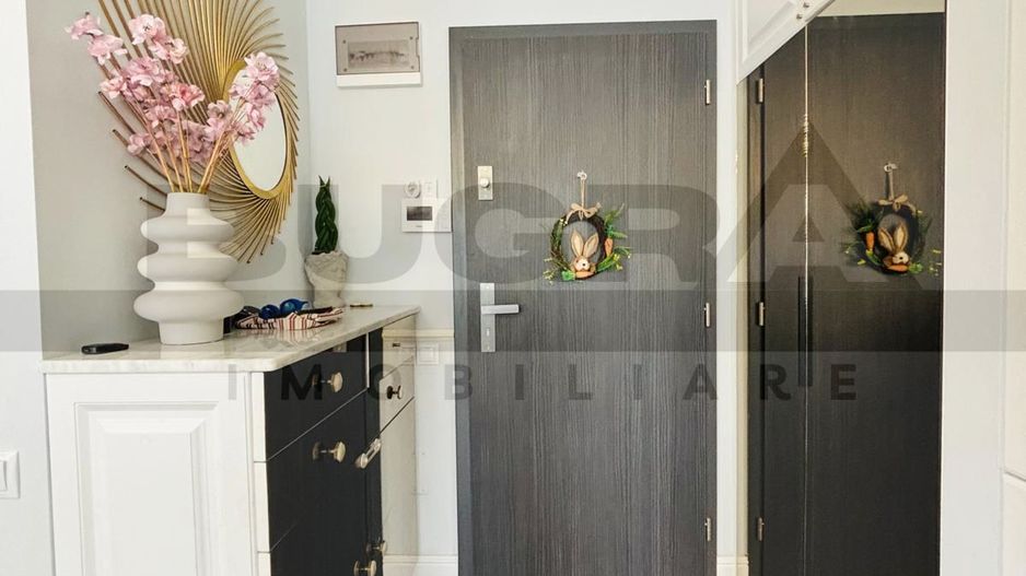 Apartament 3 camere modern, 2 bai, balcon, parcare, zona Mega - Poză 12