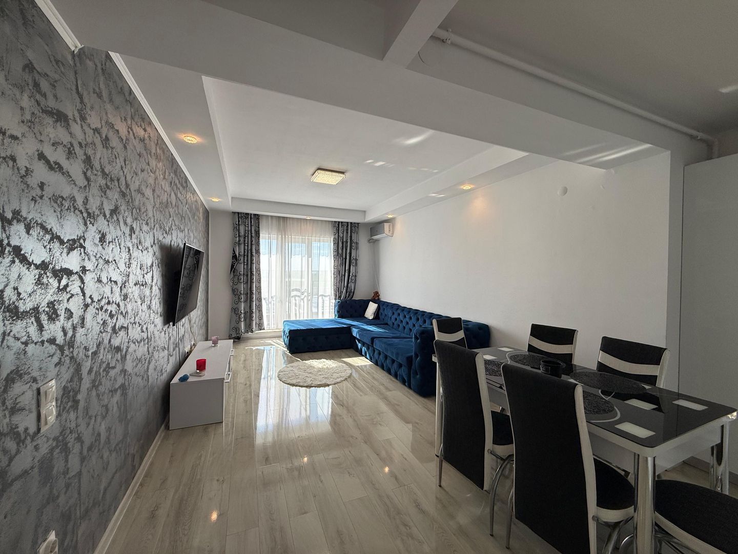 COSMOPOLIS - Apartament cu 2 camere, mobilat si utilat. - Poză 4