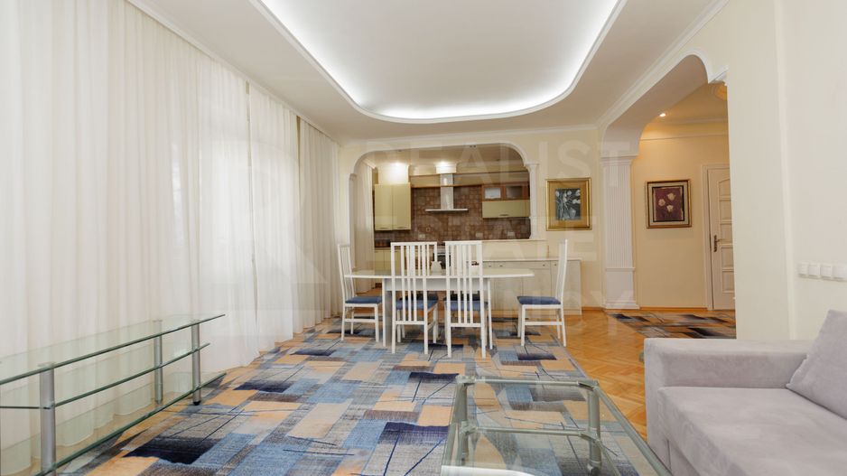 Chirie, apartament, 3 camere, str. 31 August 1989, Centru - Poză 4