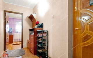 Apartament spatios, renovat, 4 camere, decomandat, etaj 4, Micro 39 - Poză 14