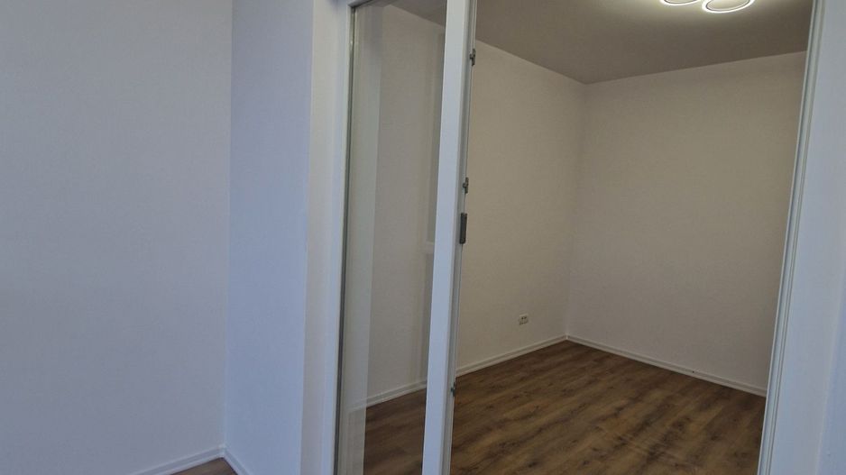 Giroc-Planetelor | 2 Camere | 2 Balcoane | Nemobilat - Poză 8