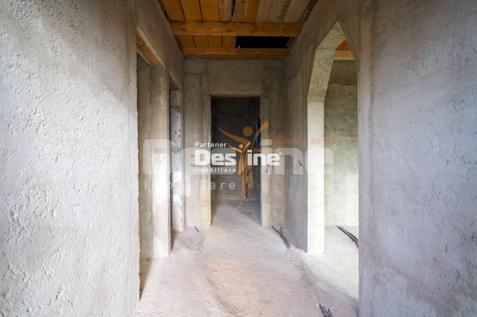 Casă individuală 3 camere 75 mp P+POD 570 mp teren - Poză 7