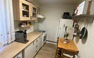 APARTAMENT COCHET METROU ZONA EROII REVOLUTIEI - Poză 3