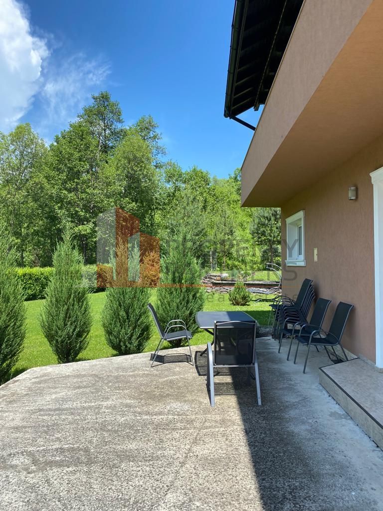 Vila de locuit in Bran/Predelut cu panorama superba. - Poză 6