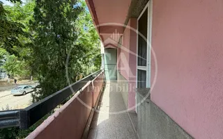 Apartament de vânzare cu 4 camere în zona Decebal, Oradea - Poză 11