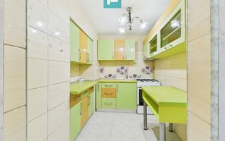 Apartament 4 camere, Bulevardul Revoluției - Poză 2