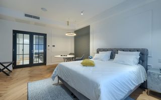 Apartament   4 camere - Poză 3