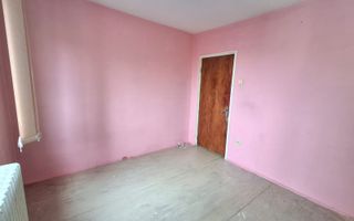 Apartament de vanzare 2 camere decomandat   Luica 35. - Poză 4