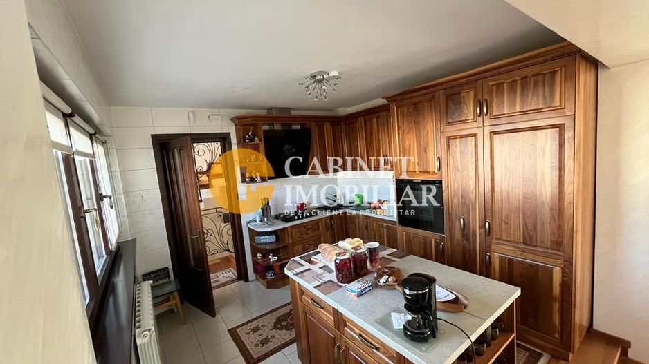 VILA de lux - design clasic-vintage - Dealul Galata - Sos Voinesti - Poză 14