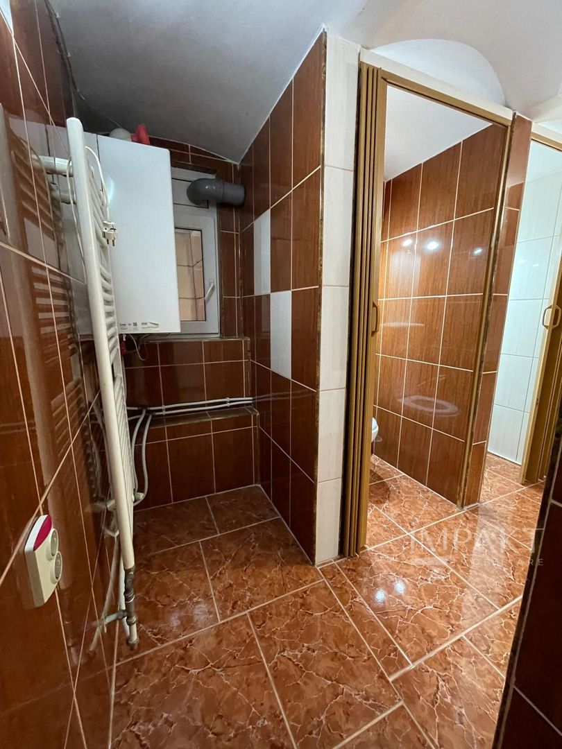 Spatiu comercial cu vad bun de inchiriat in zona centrală! - Poză 16