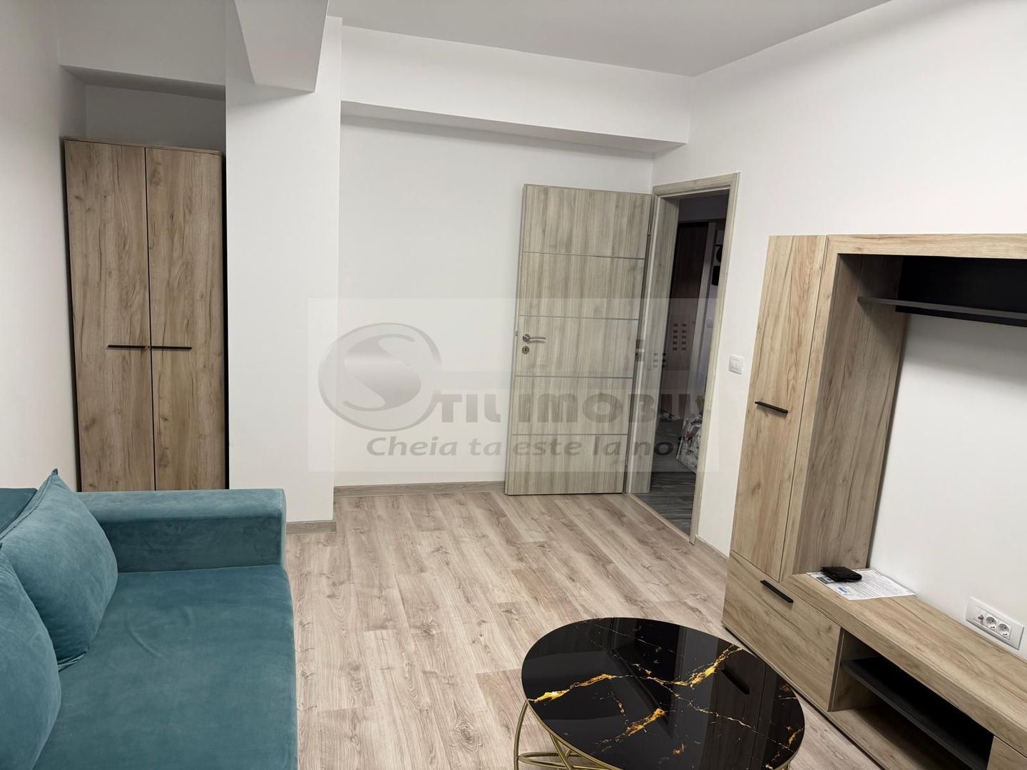 APARTAMENT 2 CAM DEC CAPAT CUG MOBILAT SI UTILAT LIBER - Poză 7