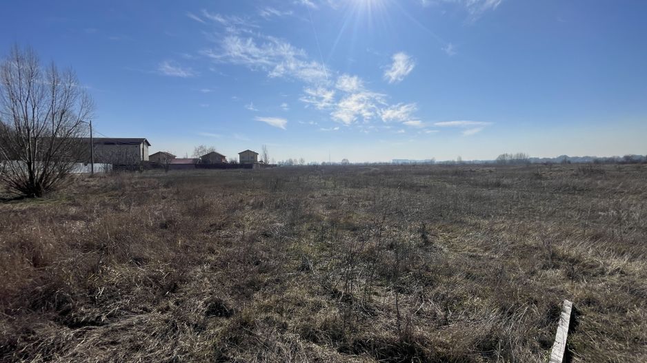 GIULESTI | Teren intravilan PUZ V3a2 3 loturi: 5500 + 1800 + 1800 - Poză 6