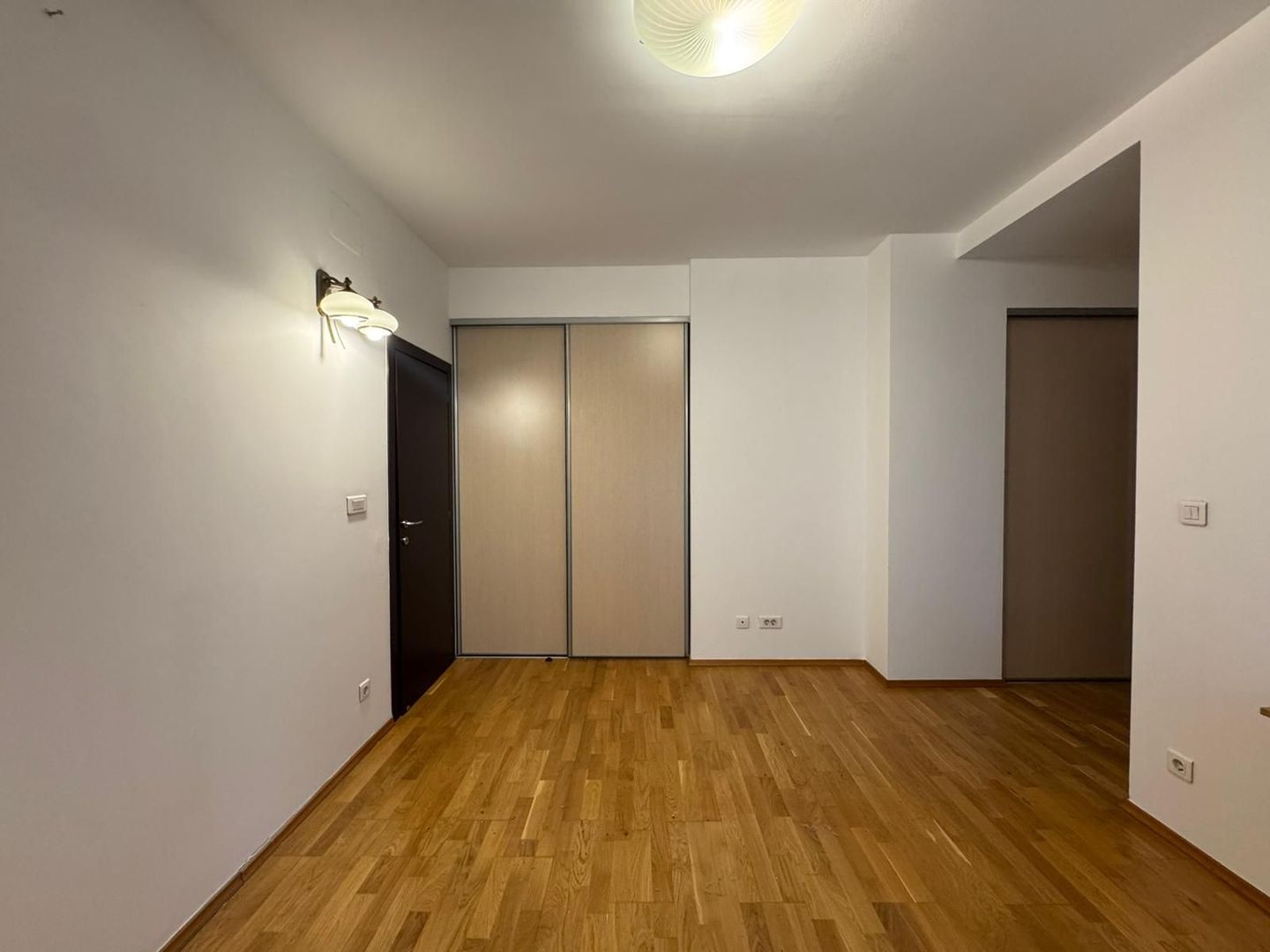 2 CAMERE || 2 LOCURI DE PARCARE + BOXA || BANEASA - Poză 10