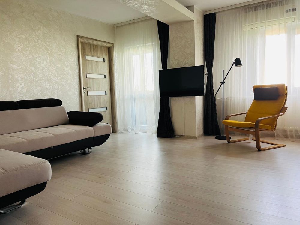 Apartament cu 3 camere  de inchiriat  Aviatiei - Poză 2