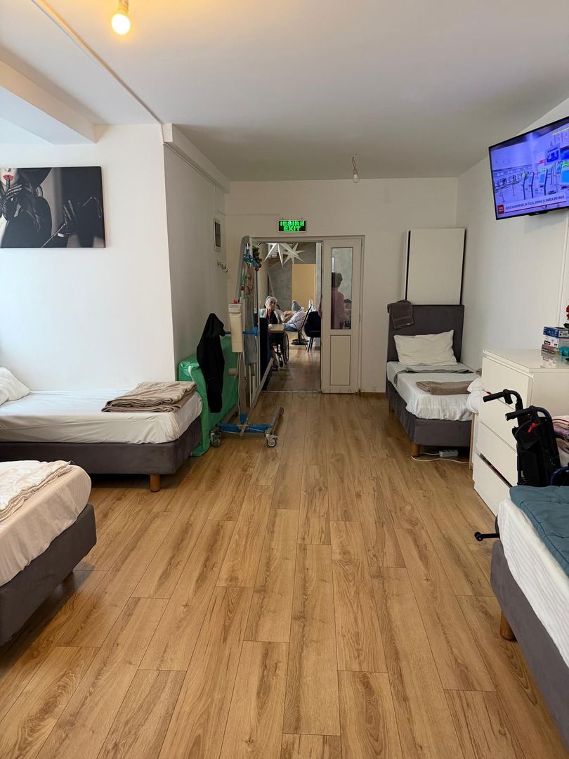 Vila Azil  14 Camere - Poză 11