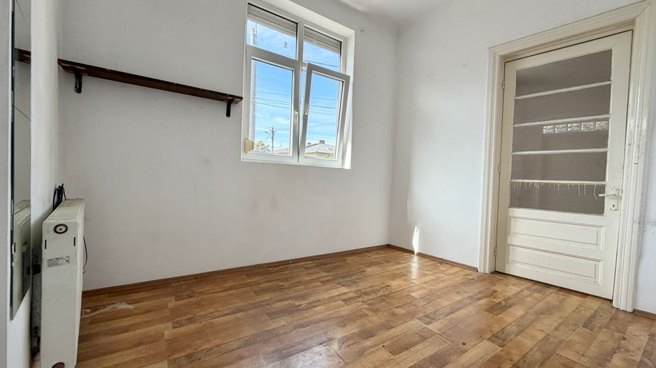 Parte de casă cu 3 camere, curte proprie și teren – Str. Ion Baiulescu - Poză 12