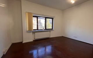 VILA INTERBELICĂ LA INCHIRIERE IN ZONA 1 MAI - Poză 13