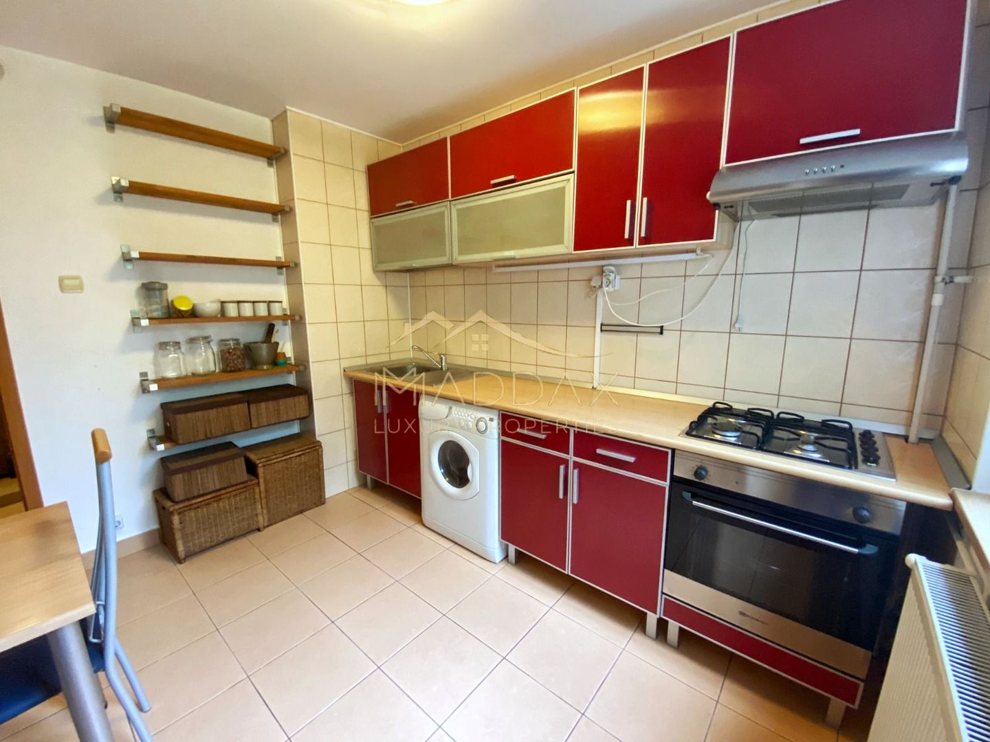 Apartament renovat cu 2 camere langa metrou de închiriat - Poză 12