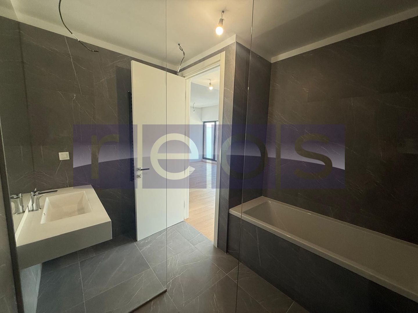 OPORTUNITATE | VANZARE 2 CAMERE | ONE VERDI | 67MP | TERASA | PARCARE - Poză 22