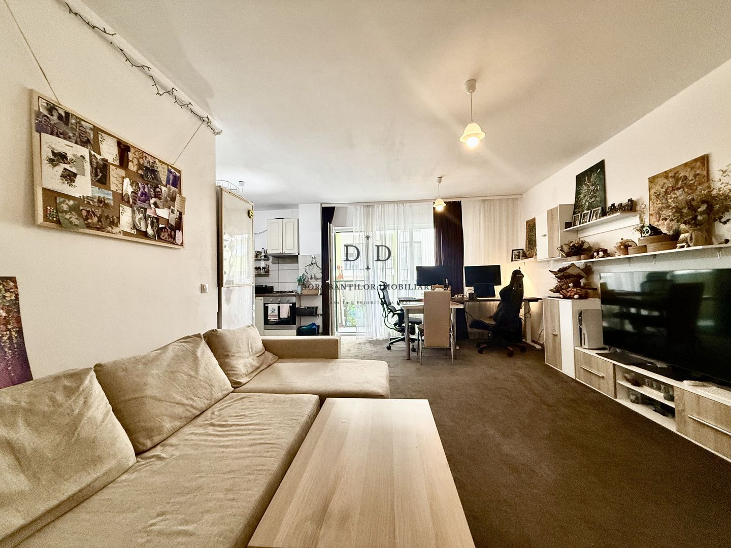 Inchirere 2 camere - Parcare–  etaj 1-Cartier Europa-zona OMV - Poză 1