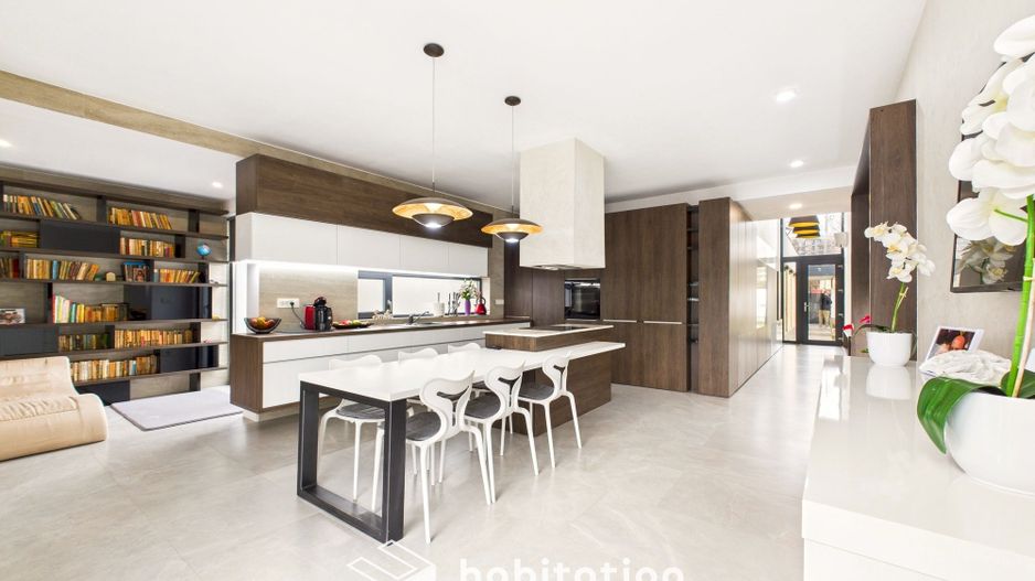 Refugiu urban – design, lumină și natură - Tur Virtual - Poză 14