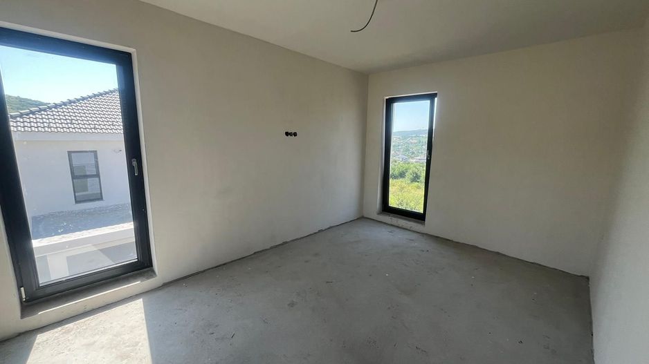 Casa de vanzare | Chinteni | 125mp utili + - Poză 1