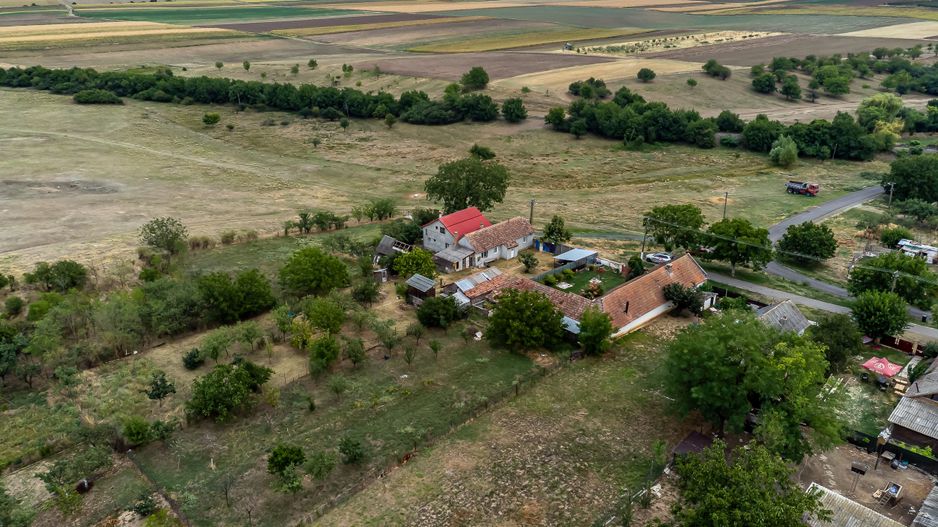 REZERVAT Casa din caramida cu teren generos in Felnac - Poză 7