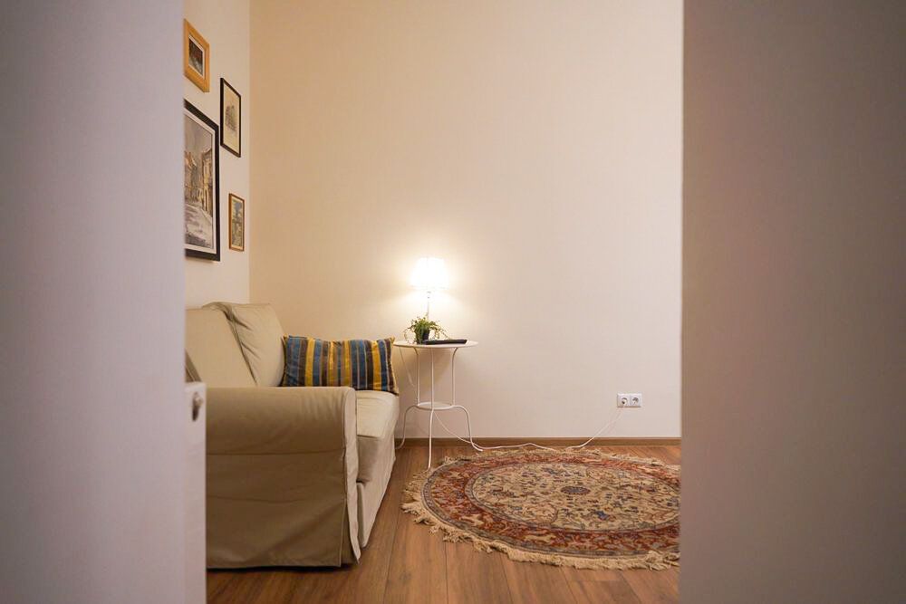 Apartament ultracentral, 2 dormitoare, 58 mp. 120 000 E. Comision 0. - Poză 5