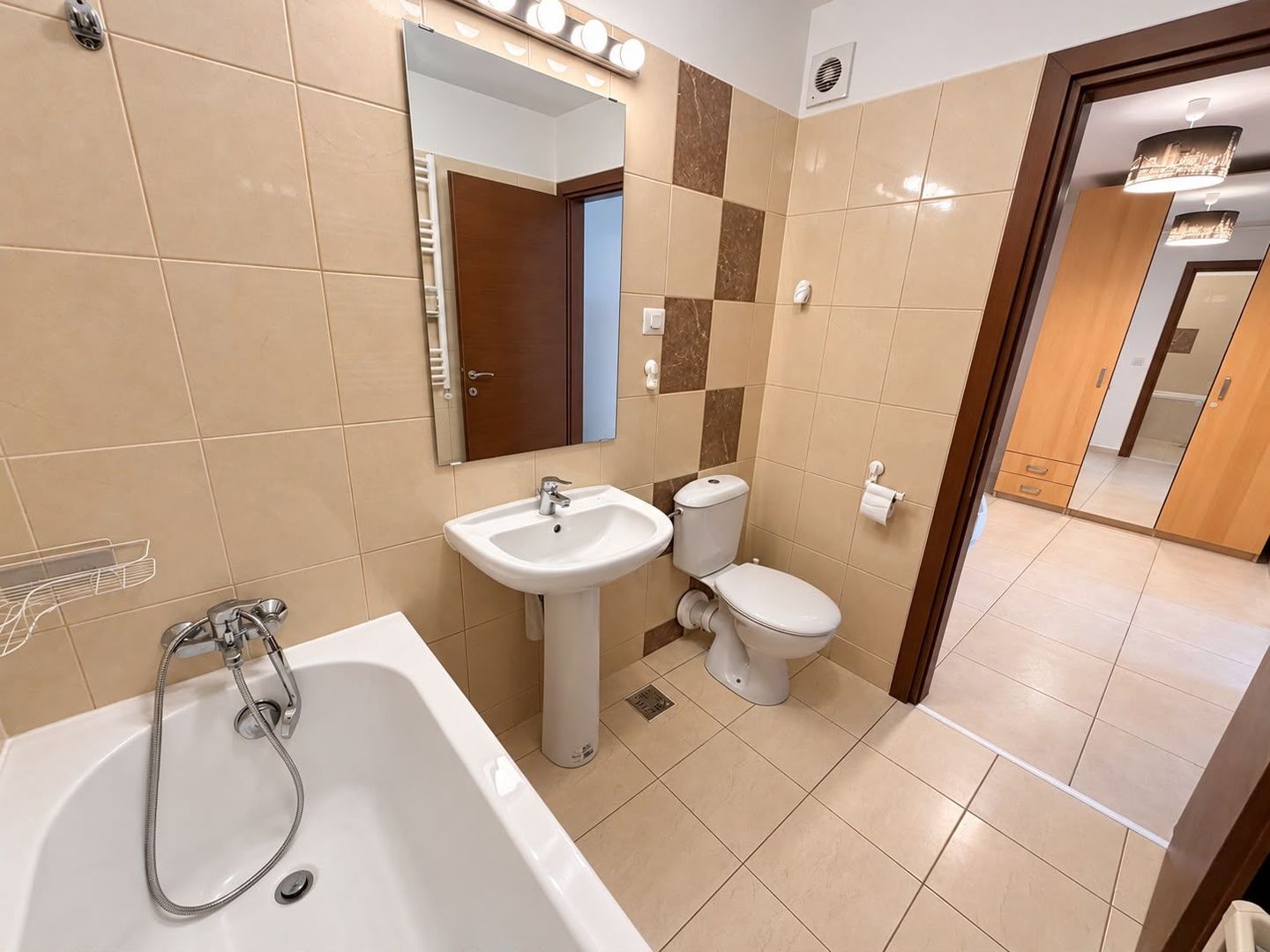 Apartament 2 camere, decomandat, București Paladium Residence - Poză 3