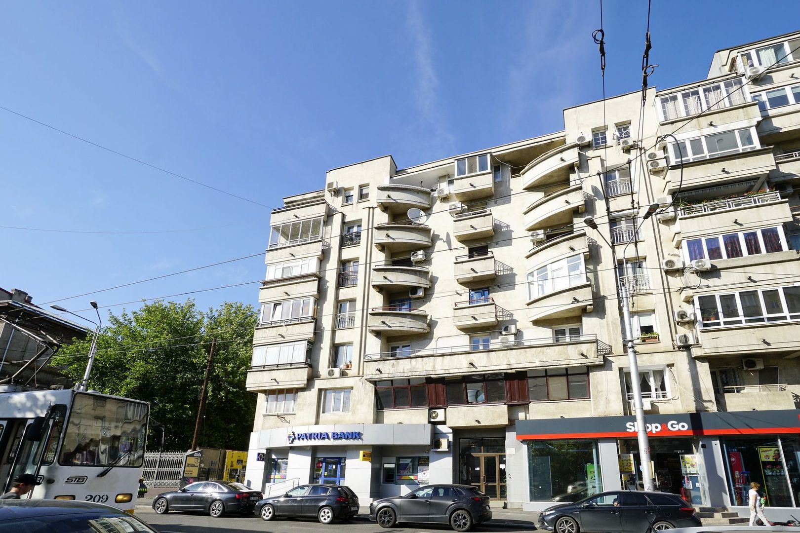 Spatiul comercial 100 mpu str.Sf Vineri colt cu B-dul Corneliu Coposu - Poză 5