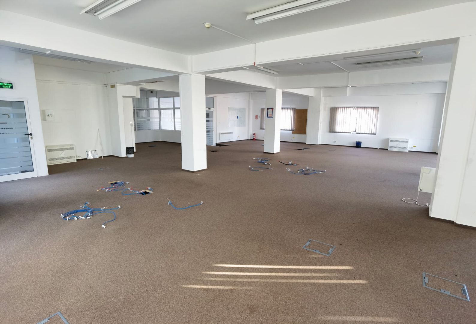 Spatii birouri/servicii - Poză 12