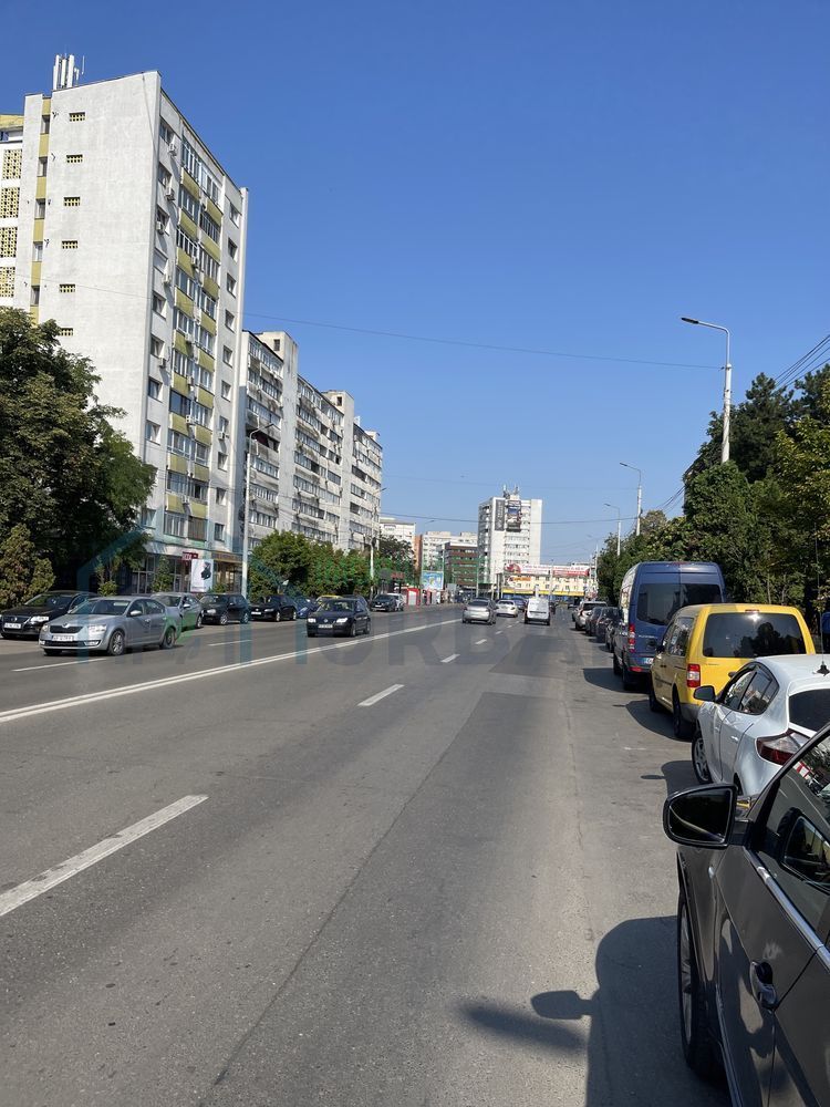 Apartament 3 camere, etaj 1, bulevard, zona liniștită - Iași - Poză 1
