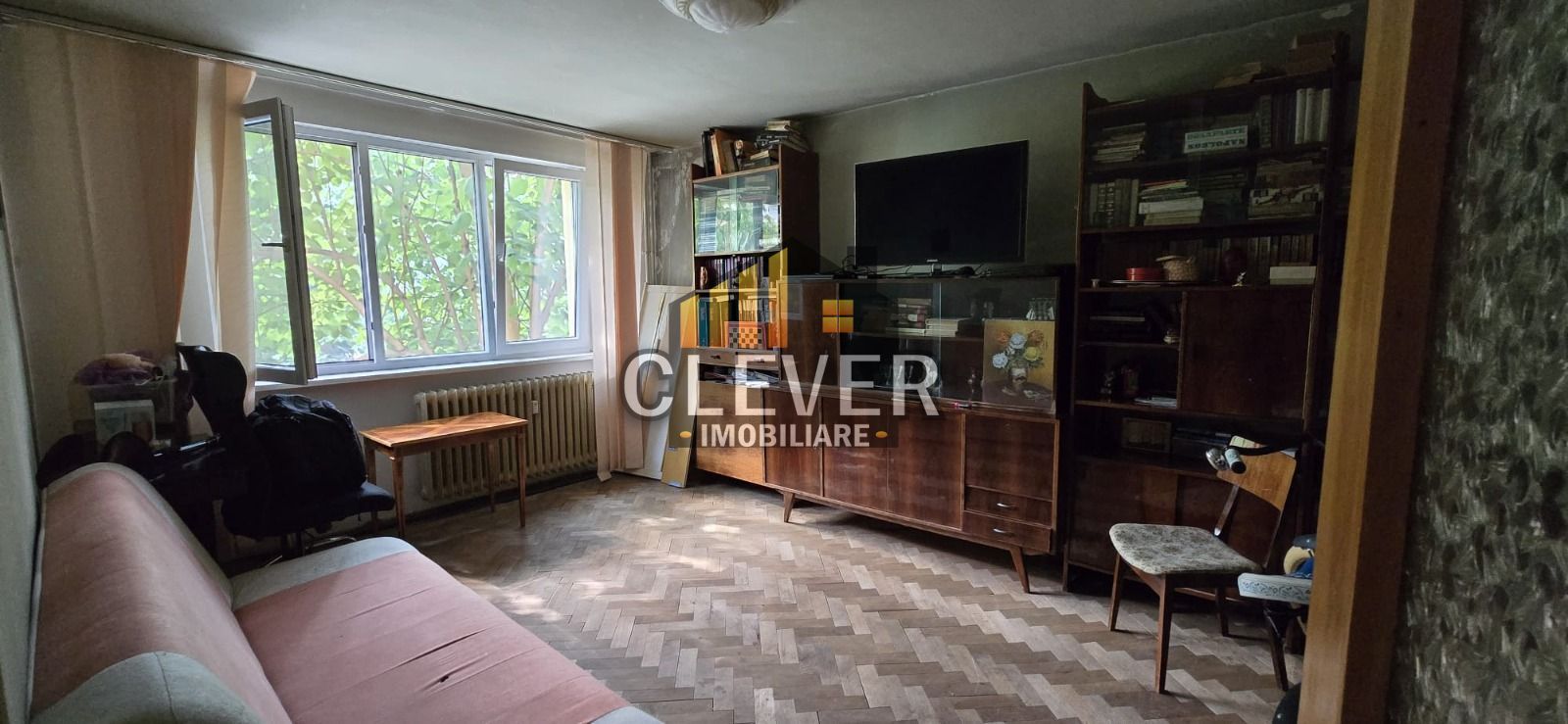 Apartament 4 camere Mobilat Metrou 1 Decembrie 1918 - Poză 1