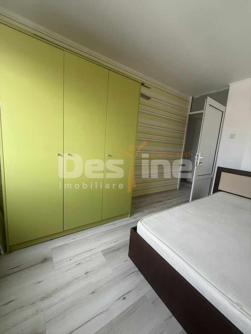 Apartament de inchiriat 3 camere, central Campina! - Poză 14
