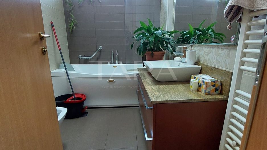 Casă cu 5 camere. de vânzare in Floresti, zona Parcului Poligon. - Poză 23