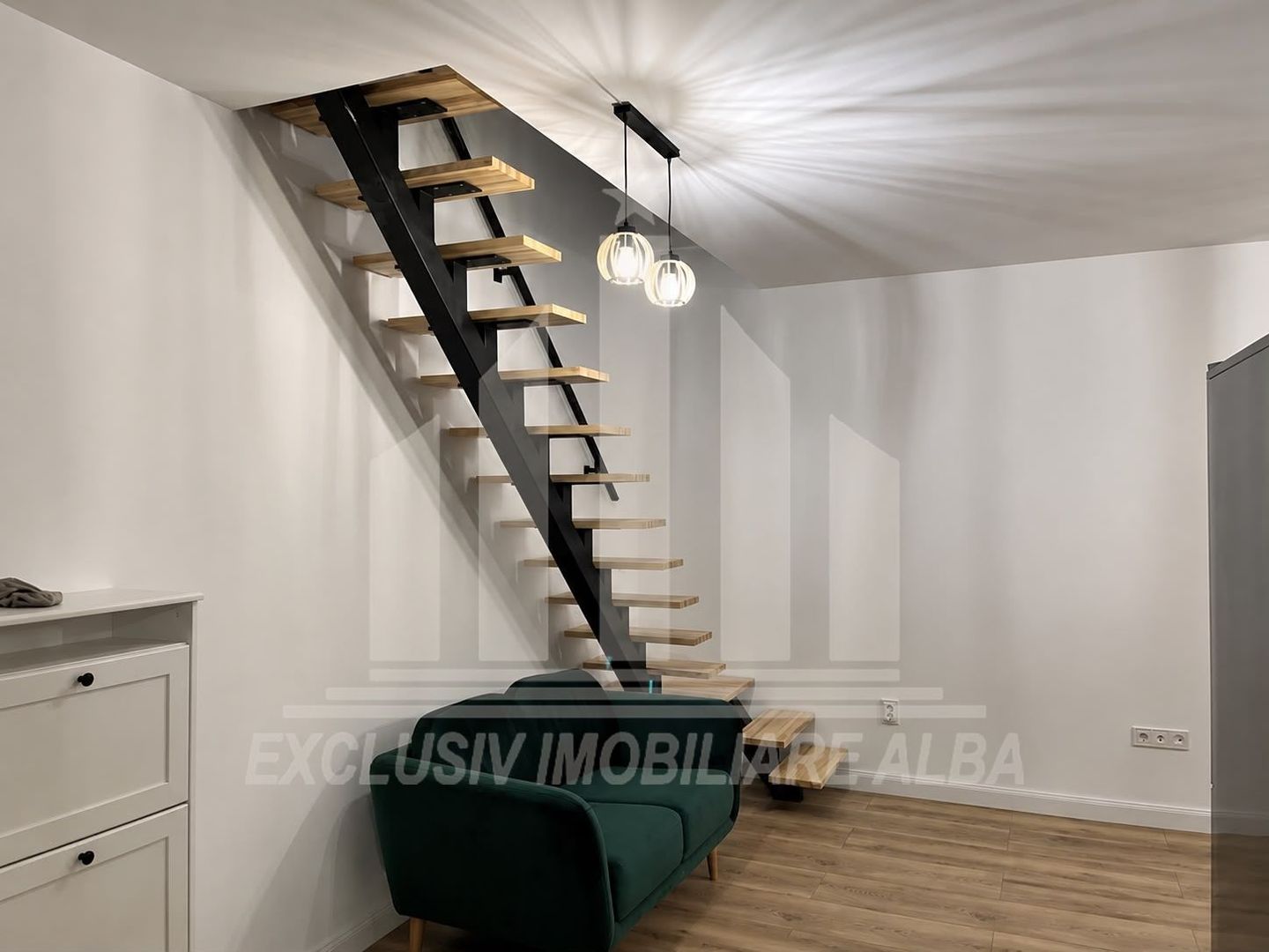Apartament 3 camere | Scara interioara | 110 mp | Lipoveni - Alba Mall - Poză 3