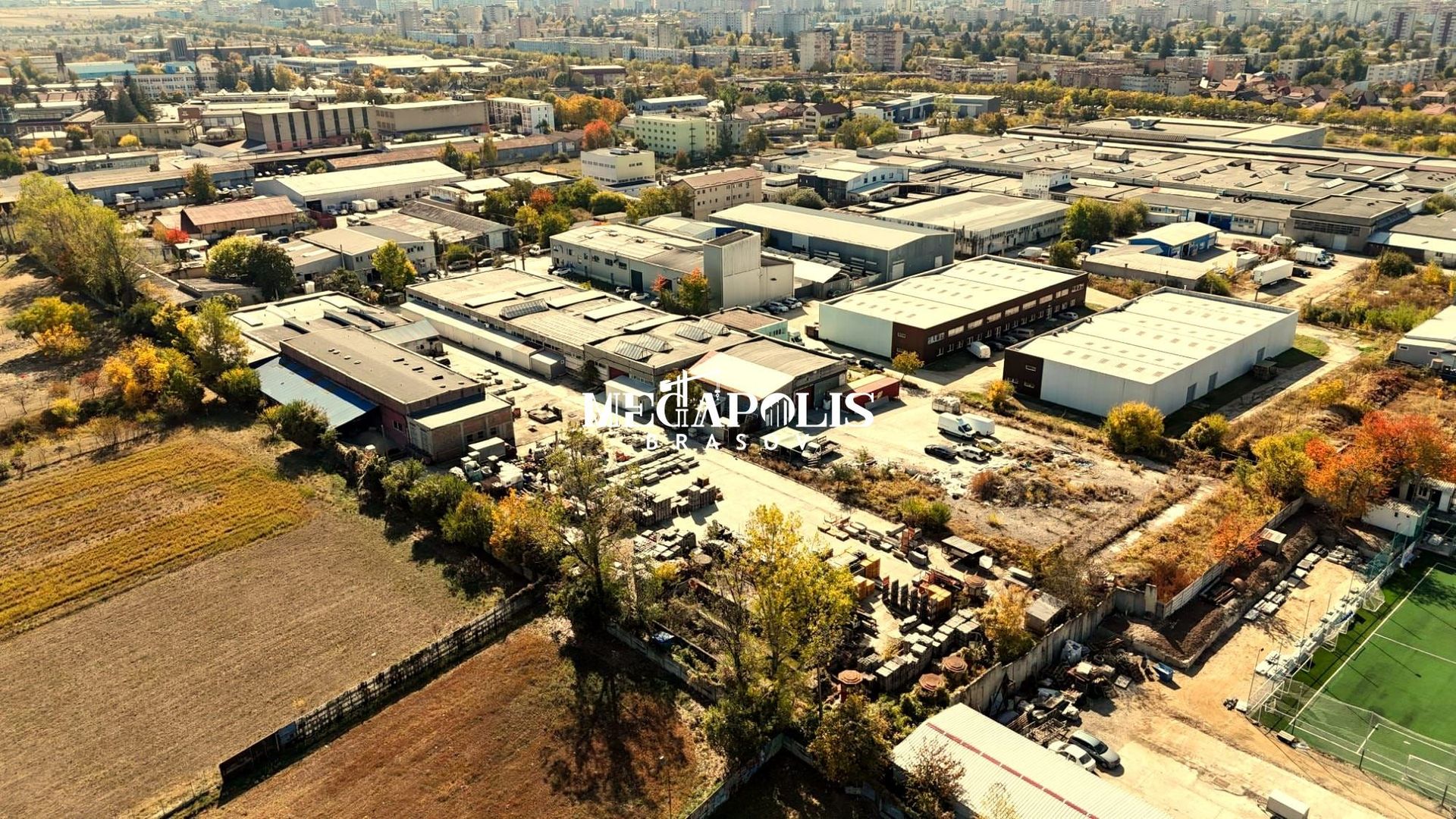 SPAȚIU INDUSTRIAL CU HALĂ ȘI DEPOZITARE - Poză 8